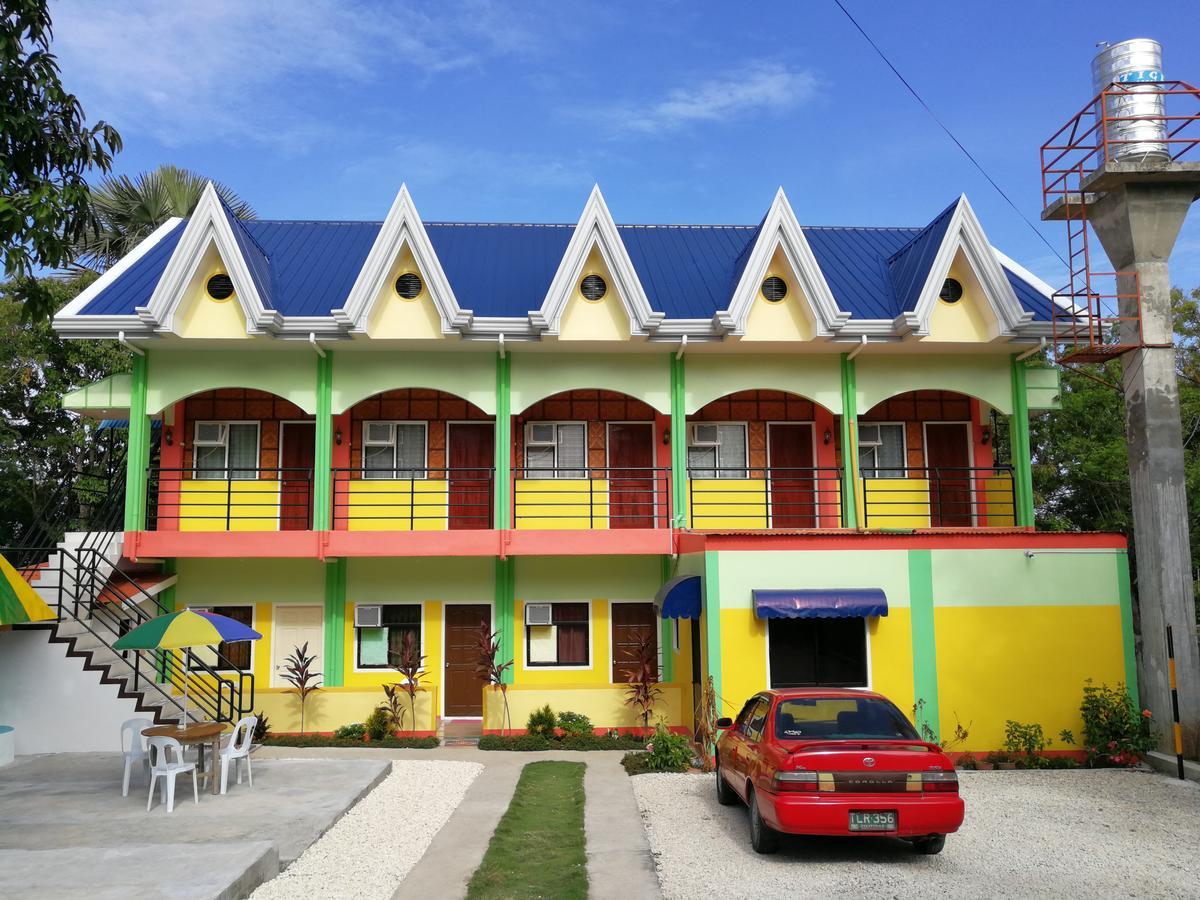 Islet View Pension House Oslob Esterno foto
