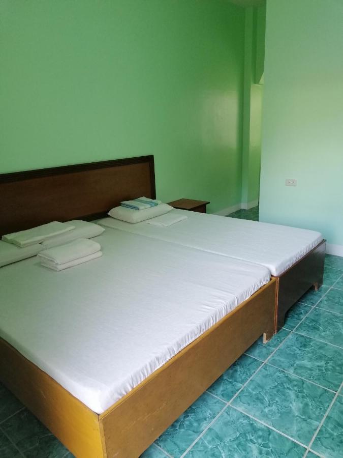 Islet View Pension House Oslob Esterno foto