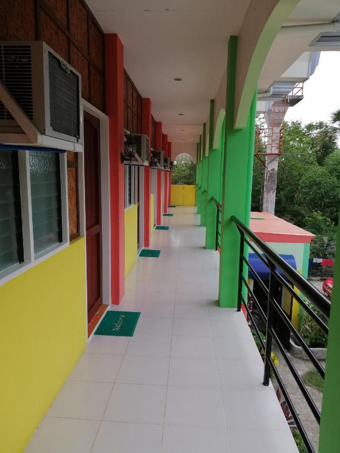 Islet View Pension House Oslob Esterno foto