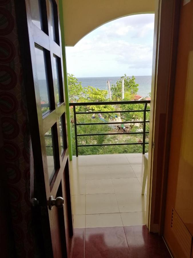 Islet View Pension House Oslob Esterno foto