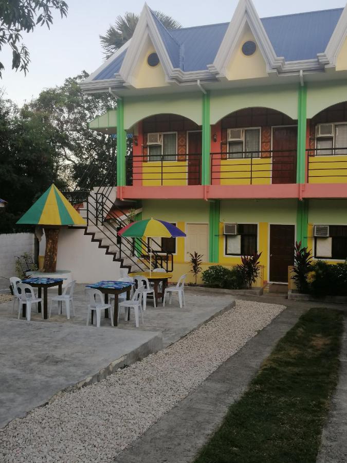 Islet View Pension House Oslob Esterno foto