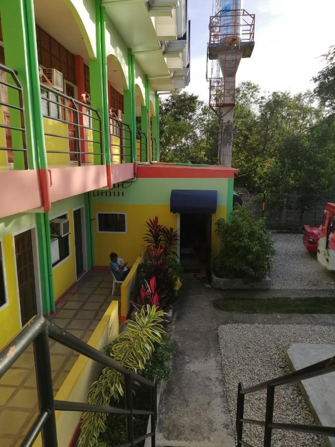 Islet View Pension House Oslob Esterno foto